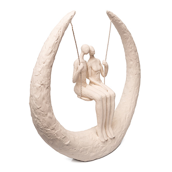 Escultura Casal No Balanco Creme 32cm