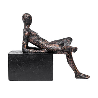 Escultura Homem Think Encostado 22cm