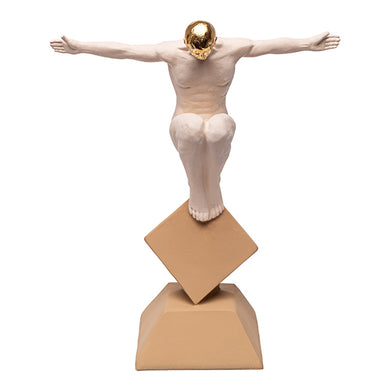 Escultura Homem C/ Bracos Abertos Creme 28cm