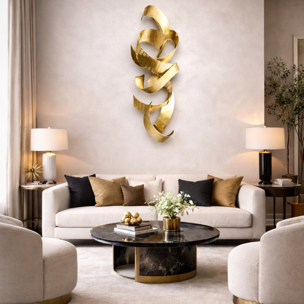 Escultura de Parede Fitas Douradas 120x11x49cm