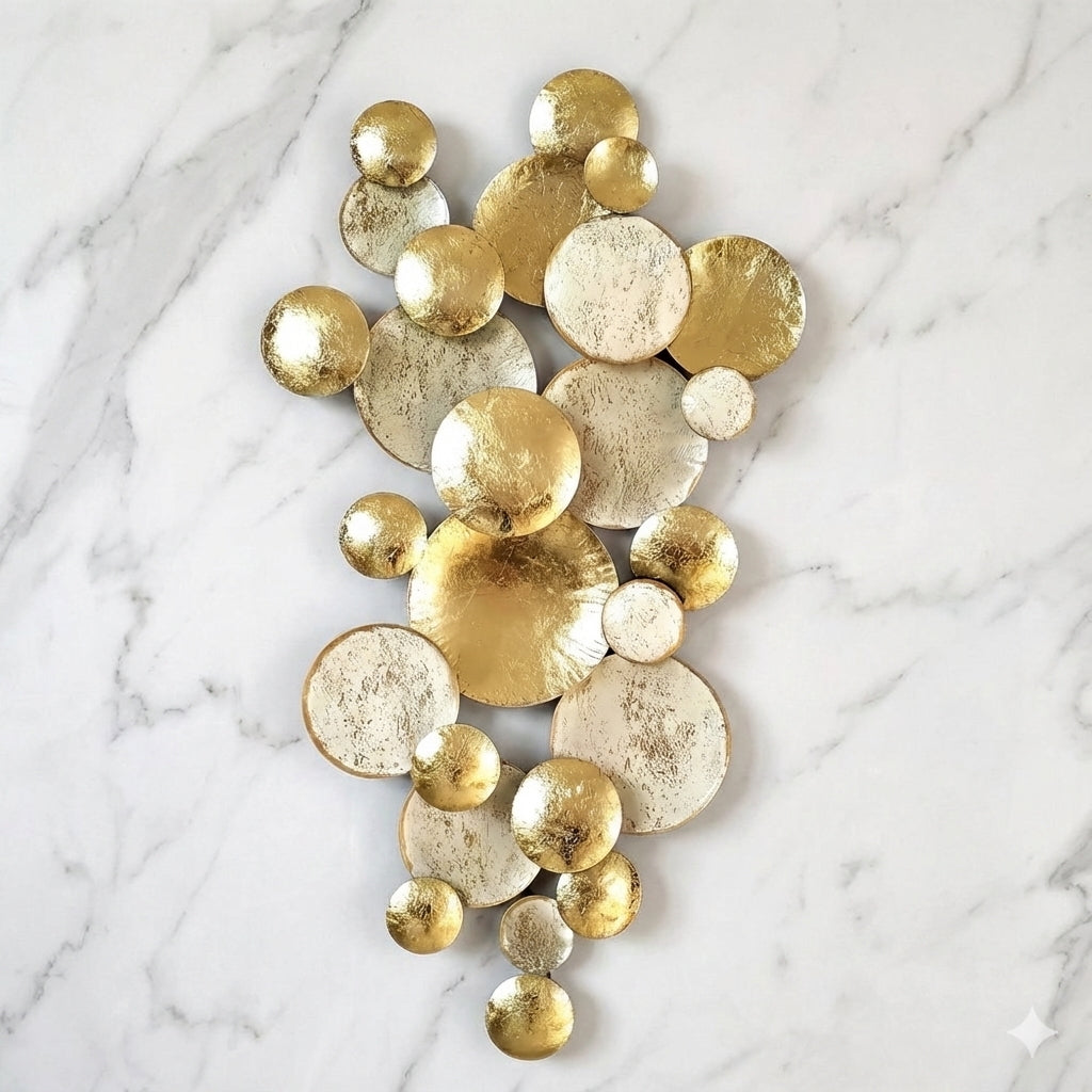 Escultura de Parede Circulos Brancos/dourados 50x6x90cm