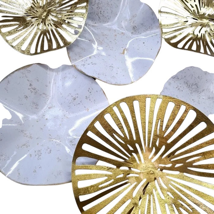 Escultura de Parede Circulos Bco/dourado 135x10x67cm