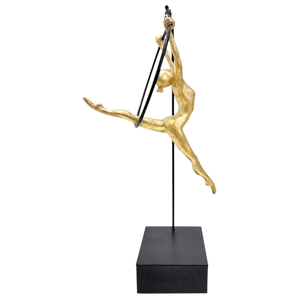 Escultura Ginasta Dourada Na Argola 48cm