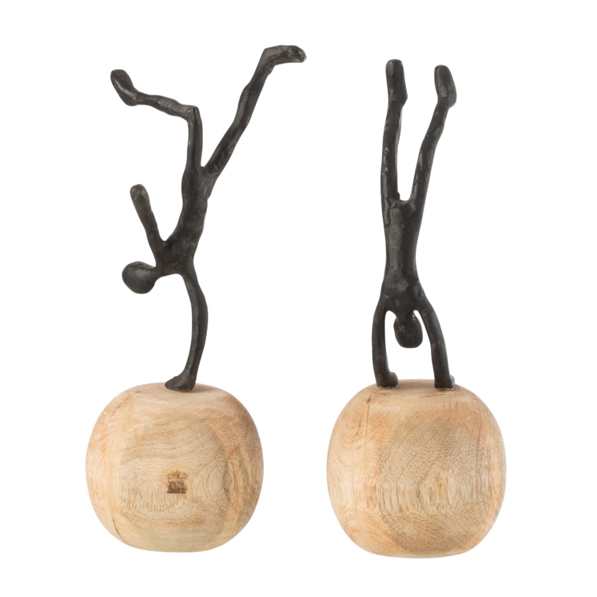 Jg. 2 Esculturas Figura Preta Na Bola Em Madeira 30cm