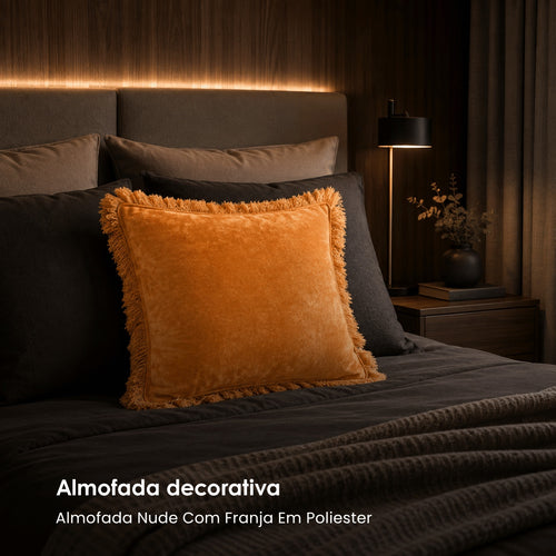 Almofada Nude Com Franja Em Poliester 50cm