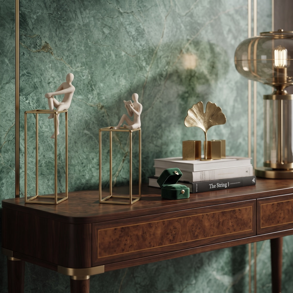Escultura Figura Lendo Livro No Cubo Em Aluminio Creme 35cm