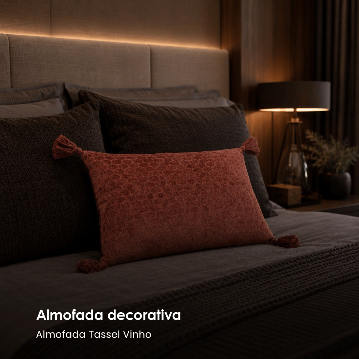 Almofada Tassel Vinho 60X40cm