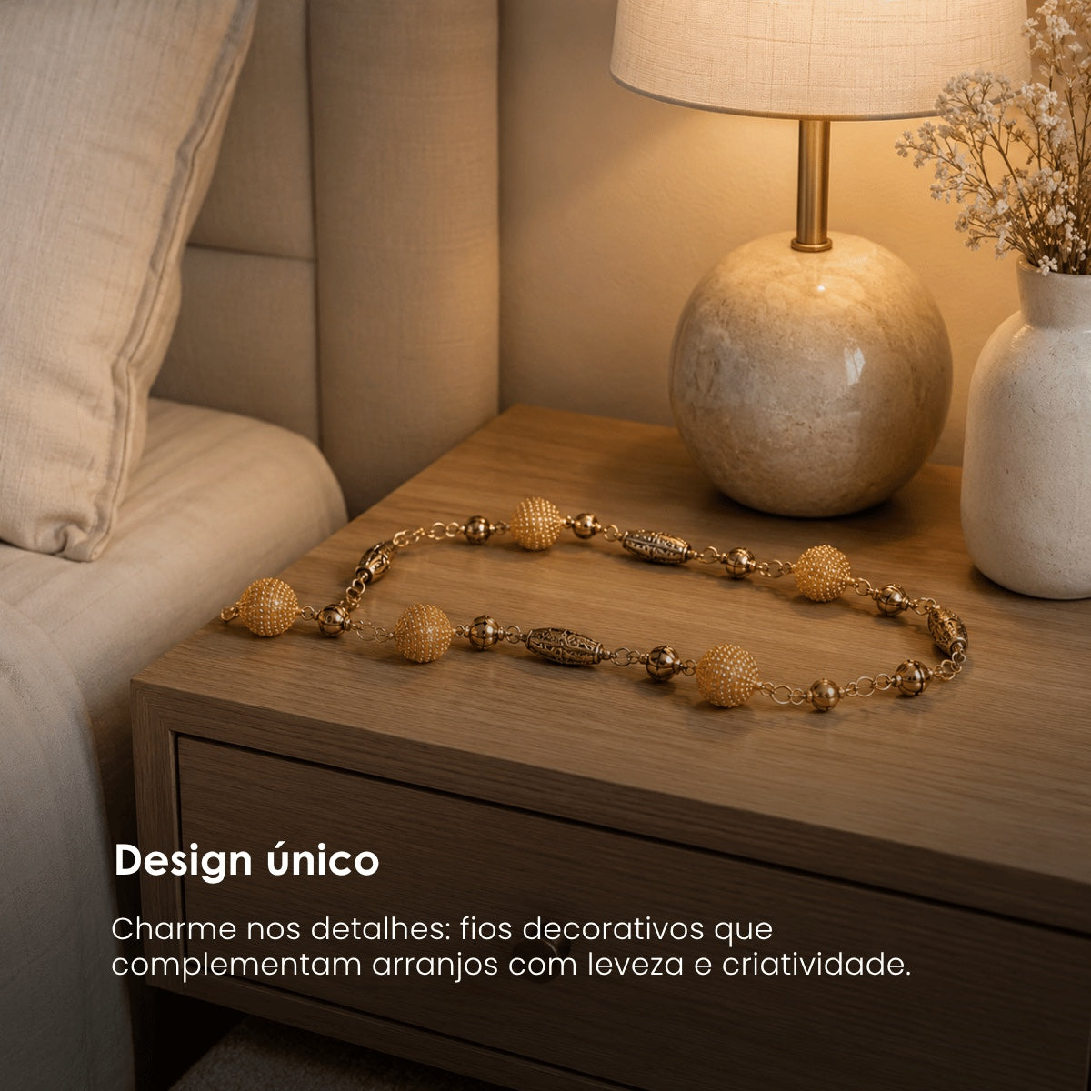 Fio Decorativo C/ Bolas Douradas 120cm