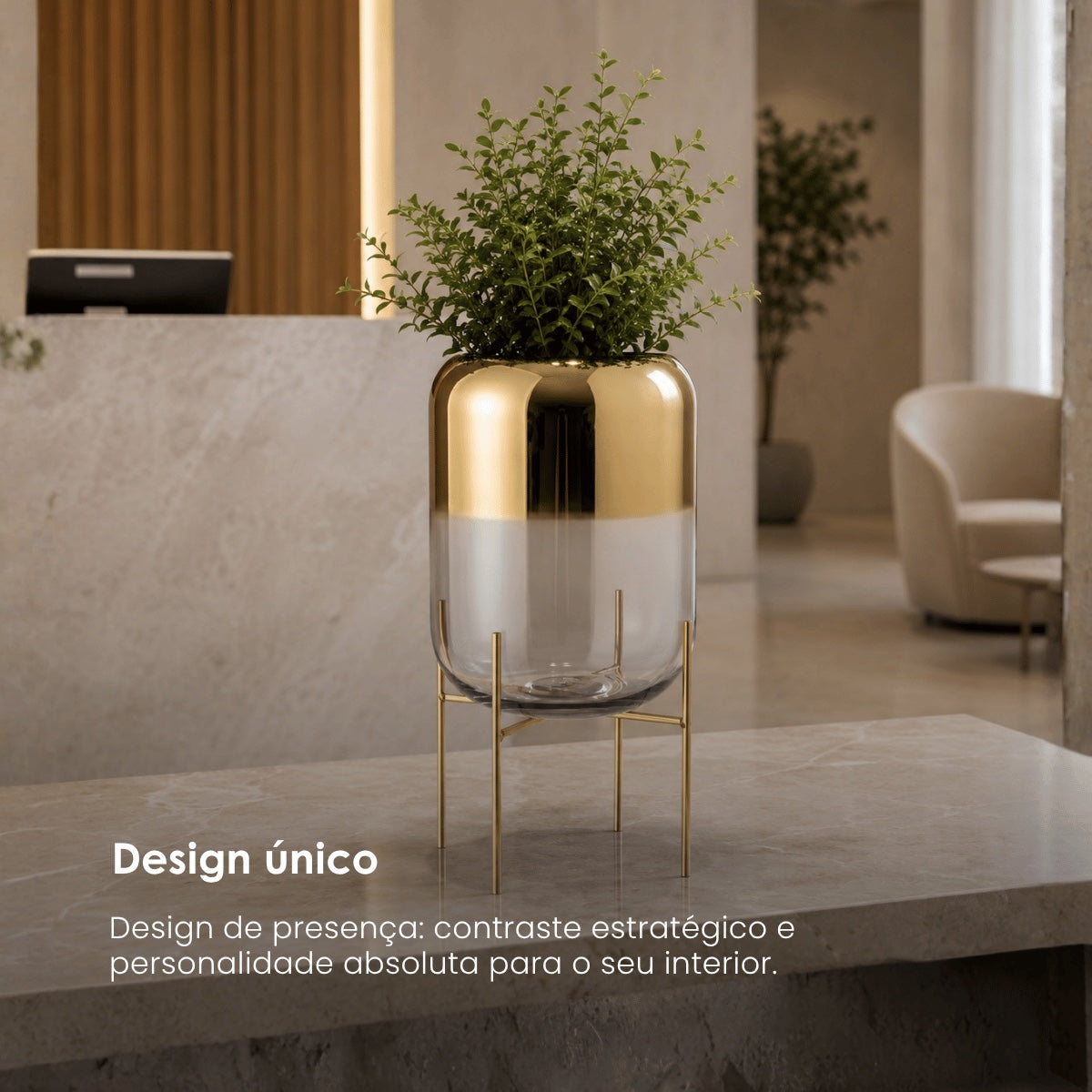 Vaso Oceanne Transp/dourado C/ Suporte Em Metal 36cm