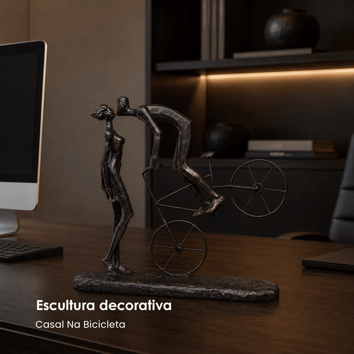 Escultura Casal Na Bicicleta 42x37cm