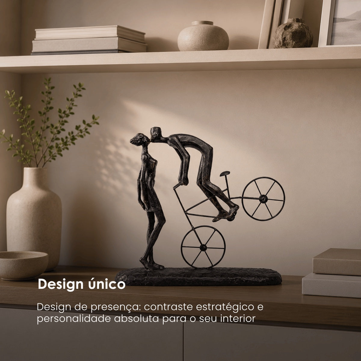 Escultura Casal Na Bicicleta 42x37cm