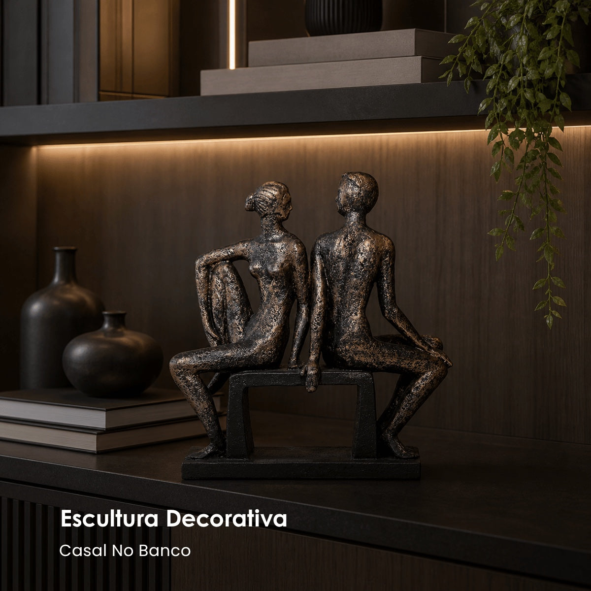 Escultura Casal No Banco 25cm