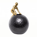 Escultura Figura Na Bola 20cm