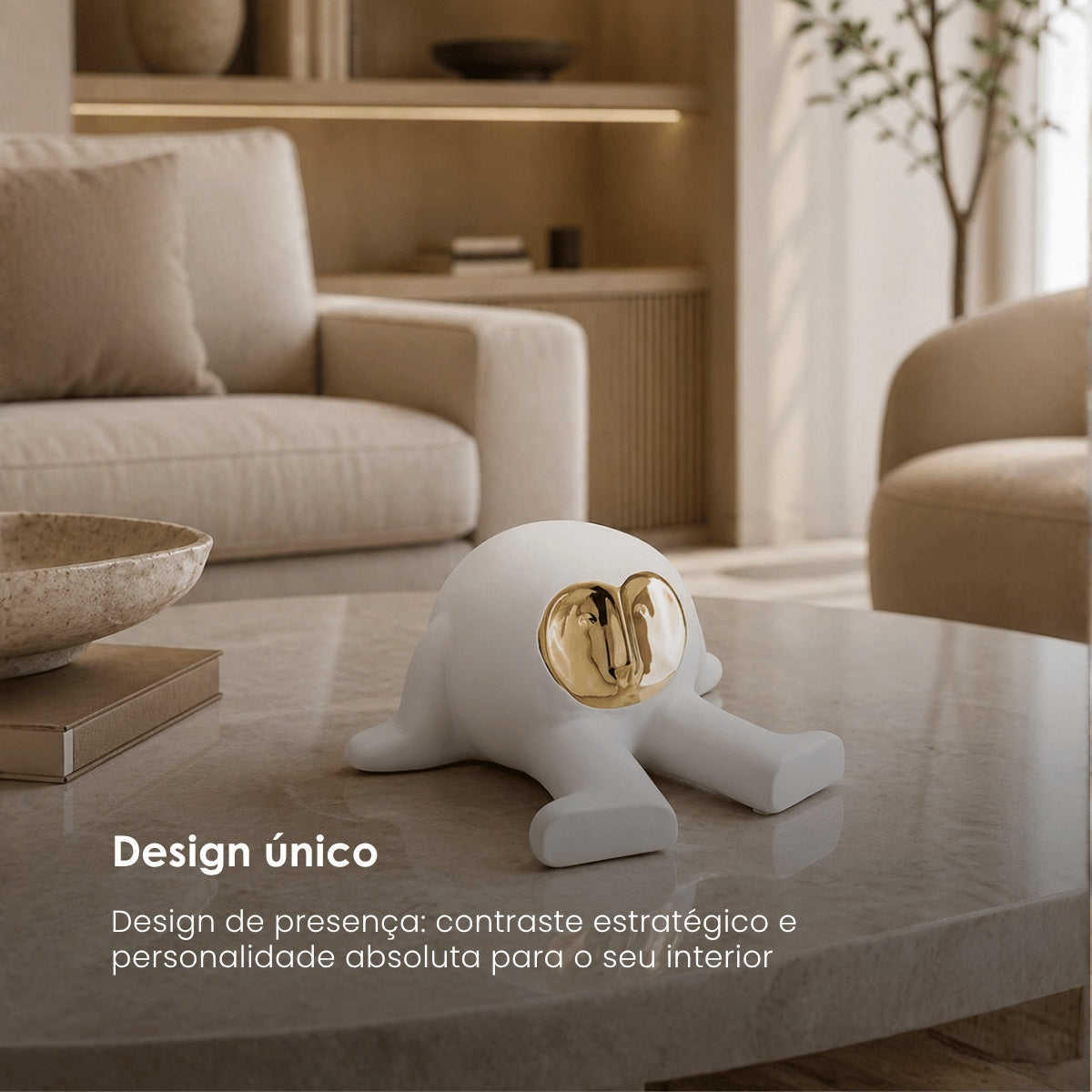 Escultura Max Relaxado Branco/dourado 23cm